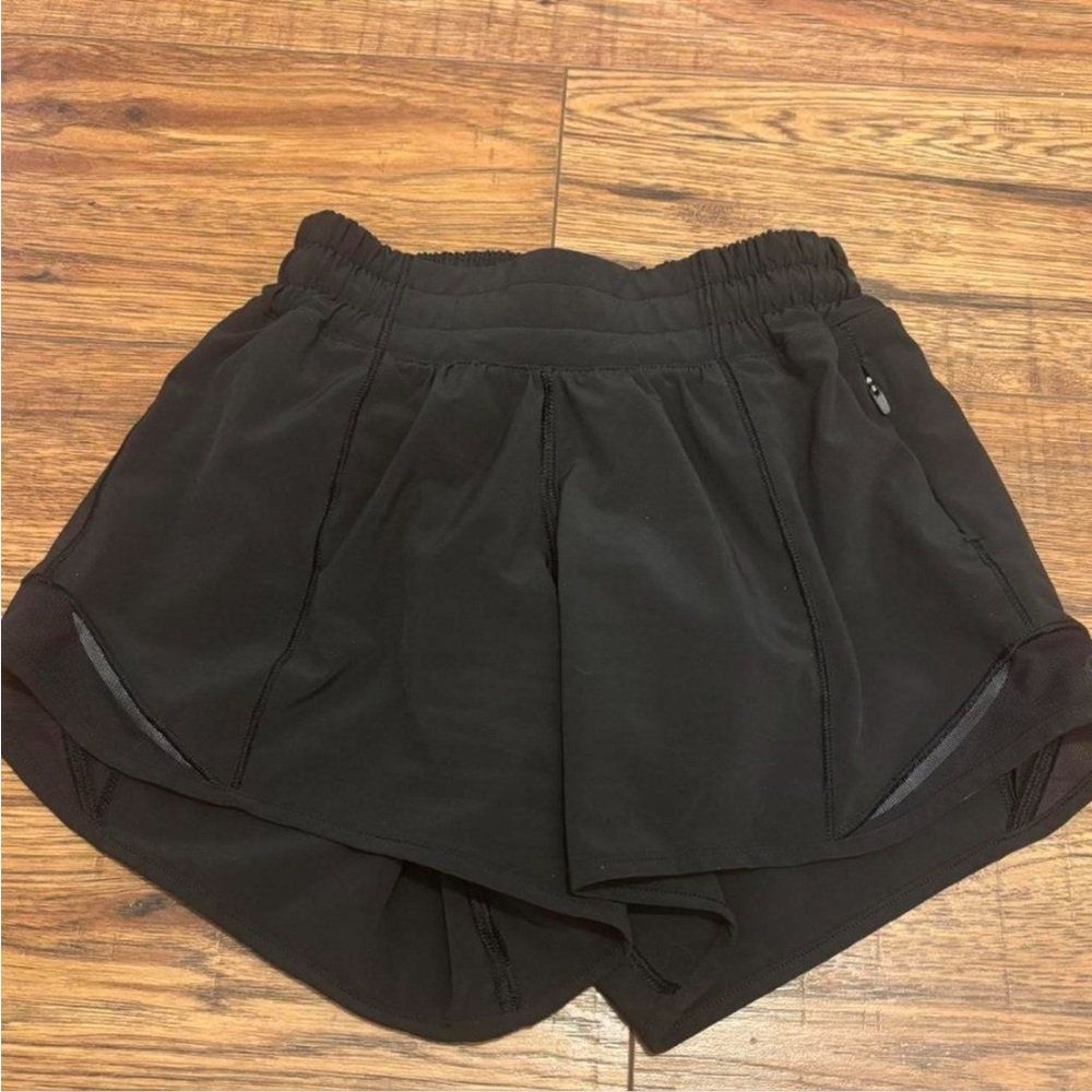 Black Lululemon Low-rise Hotty Hot shorts